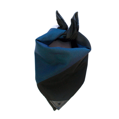 Pañuelo Azul Tornasol combinado con Negro