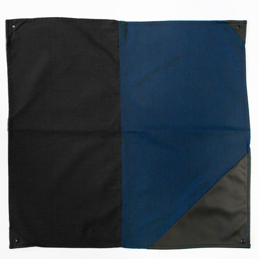 Pañuelo Azul Tornasol combinado con Negro a Rayas Blancas